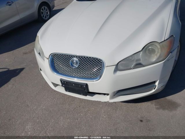2010 JAGUAR XF SAJWA0FA4AHR53886 Photo 5