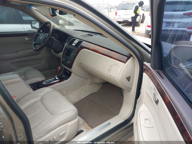 2011 CADILLAC DTS 1G6KH5E69BU116422 Photo 4