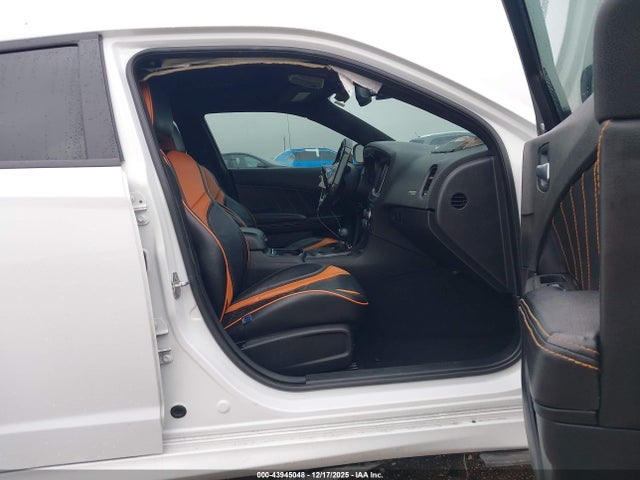 Продажа на аукционе авто 2023 Dodge Charger R/t, vin: 2C3CDXCT1PH543223, номер лота: 43945048