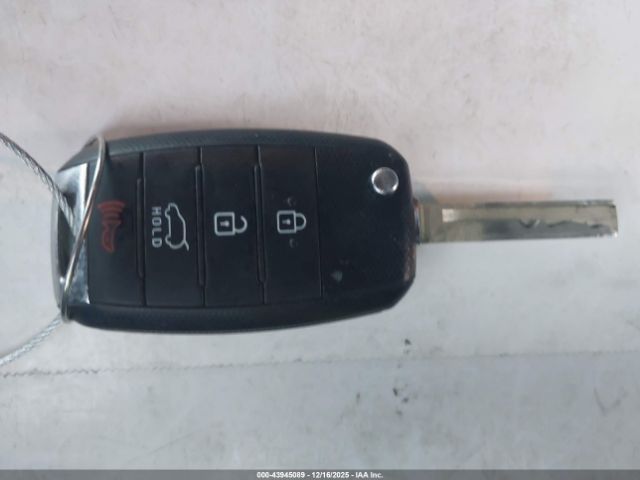 2018 KIA SORENTO 5XYPG4A32JG347125 Photo 10