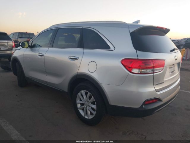 2018 KIA SORENTO 5XYPG4A32JG347125 Photo 2