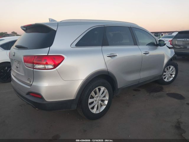 2018 KIA SORENTO 5XYPG4A32JG347125 Photo 3