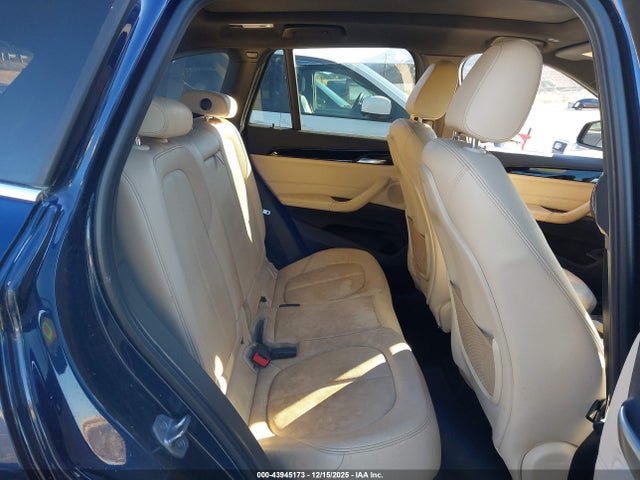 2018 BMW X1 WBXHU7C32J5H43498 Photo 7
