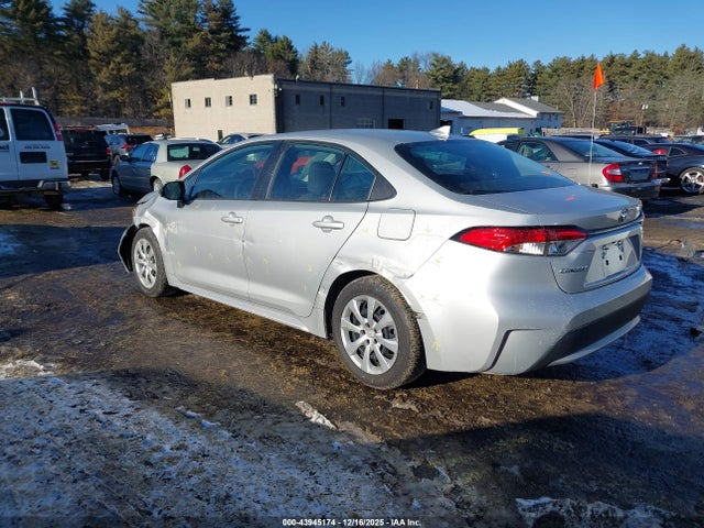 Toyota COROLLA LE 2020 5YFEPRAE1LP082038 Image 3
