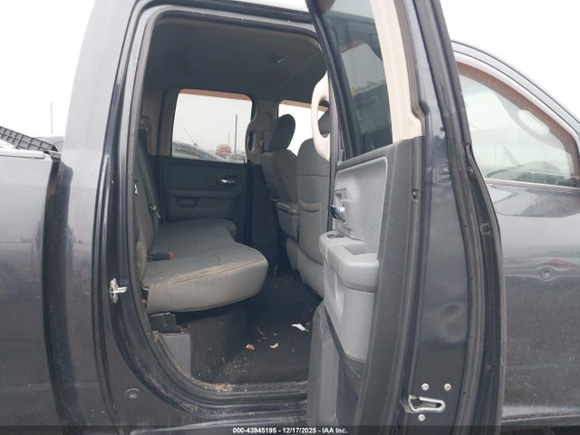 43945195 :رقم المزاد ، 1C6RR6GP3DS660005 vin ، 2013 Ram 1500 Slt مزاد بيع