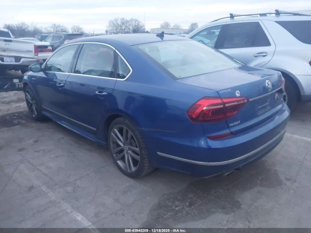 2017 VOLKSWAGEN PASSAT 1VWDT7A37HC059533 Photo 2