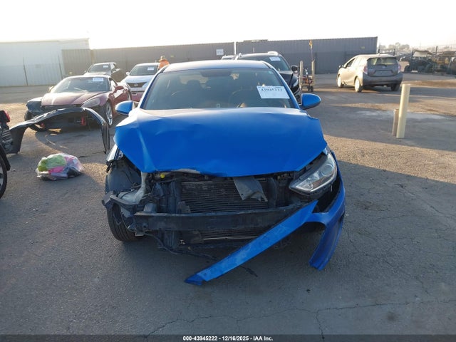 KMHD74LF9HU122859 Hyundai ELANTRA SE