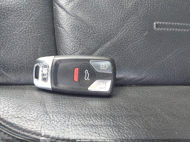 2017 AUDI A4 WAUGMAF4XHN071401 Photo 10