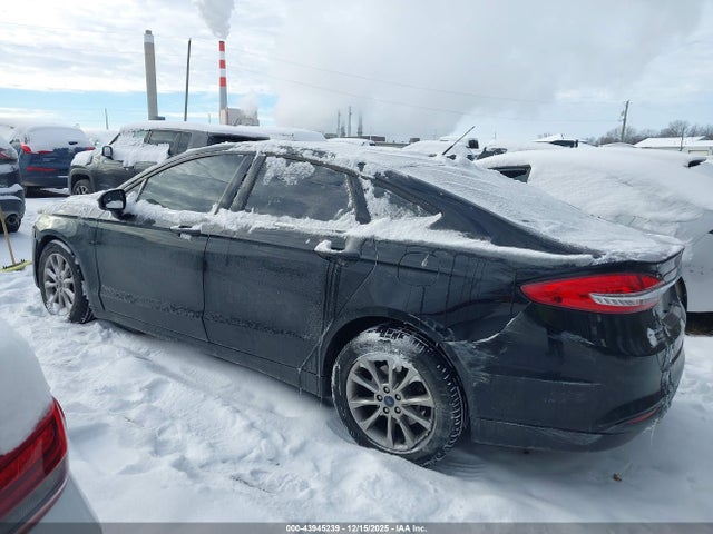 Продажа на аукционе авто 2017 Ford Fusion Se, vin: 3FA6P0HD3HR129347, номер лота: 43945239