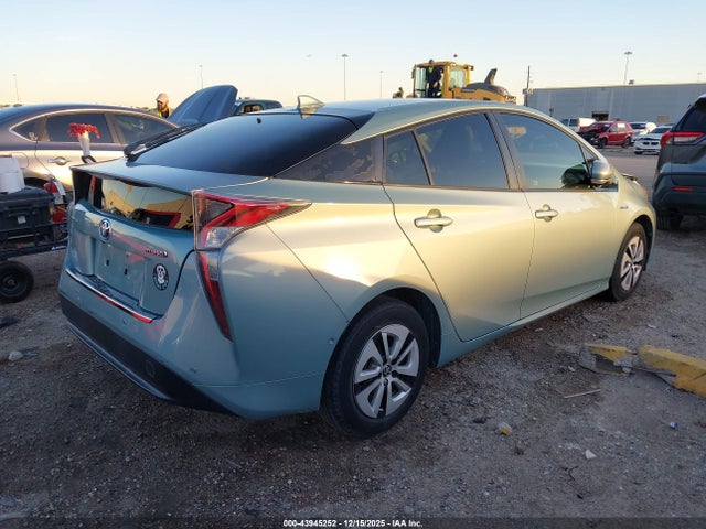 JTDKBRFU7H3041043 Toyota Prius Two
