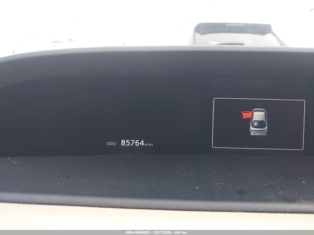 JTDKBRFU7H3041043 Toyota Prius Two