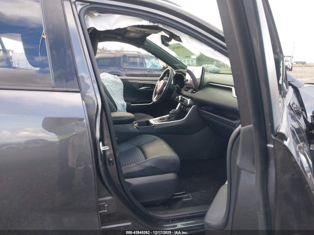 Продаж на аукціоні авто 2023 Toyota Rav4 Hybrid Xse, vin: JTME6RFV1PJ034190, номер лоту: 43945262