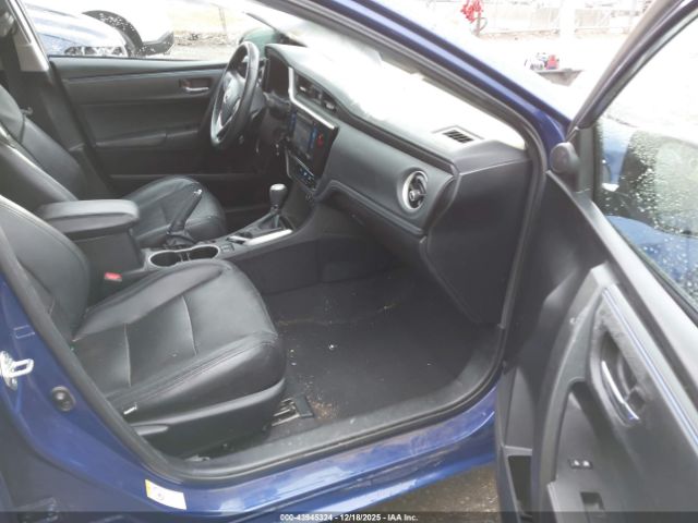 2018 TOYOTA COROLLA 5YFBURHE5JP813570 Photo 4