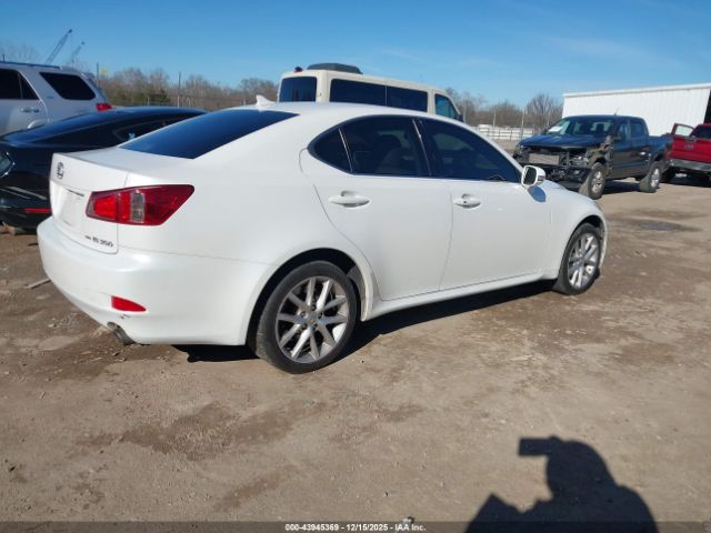 2011 LEXUS IS 350 JTHCE5C20B5001923 Photo 3