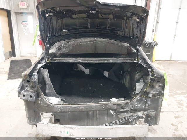 Продаж на аукціоні авто 2018 Chevrolet Malibu Lt, vin: 1G1ZD5ST5JF189462, номер лоту: 43945373