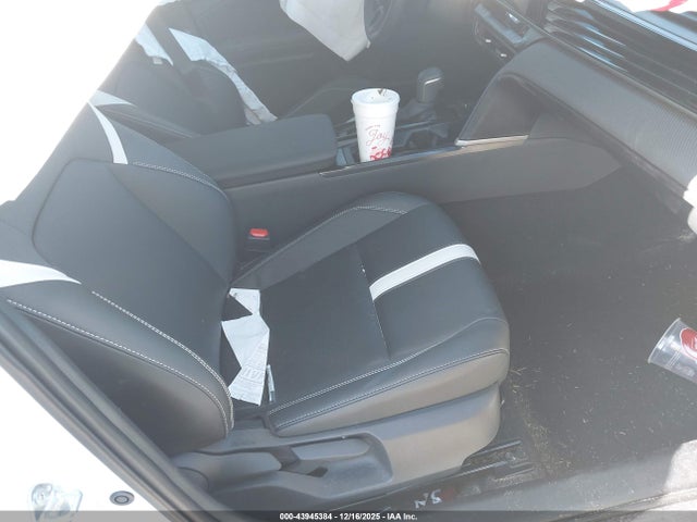 Toyota CAMRY SE 2025 4T1DAACK8SU631247 Image 5
