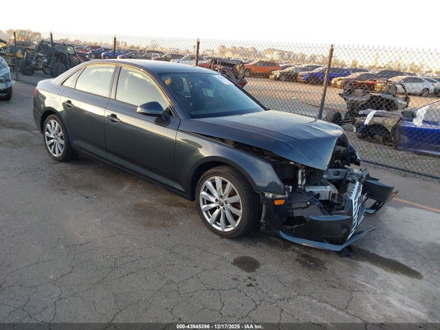 2017 AUDI A4 WAUGMAF40HN069155 Photo 0