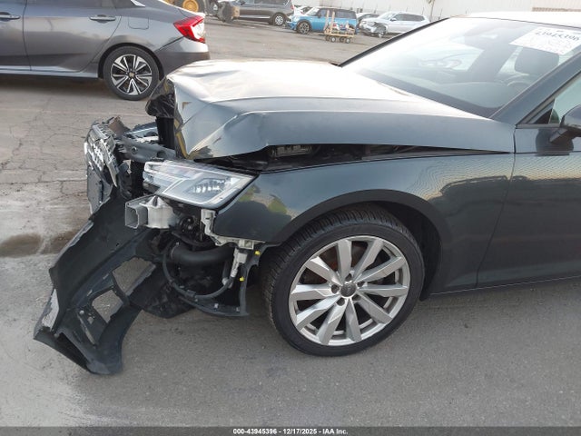 WAUGMAF40HN069155 Audi A4 2.0t Ultra Premium
