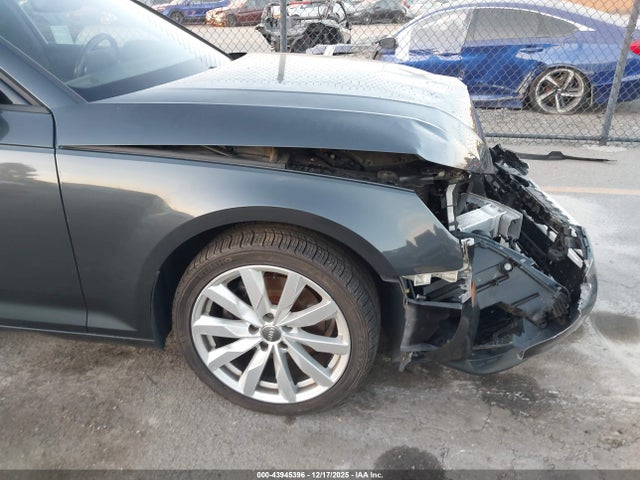 WAUGMAF40HN069155 Audi A4 2.0t Ultra Premium