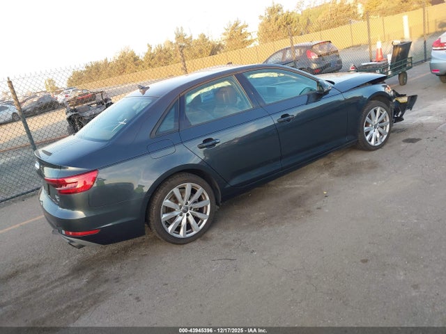 2017 AUDI A4 WAUGMAF40HN069155 Photo 3