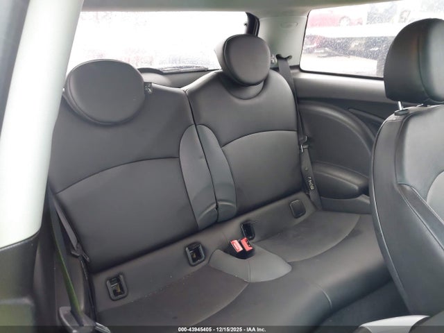 2009 MINI COOPER S WMWMF73519TW83805 Photo 7