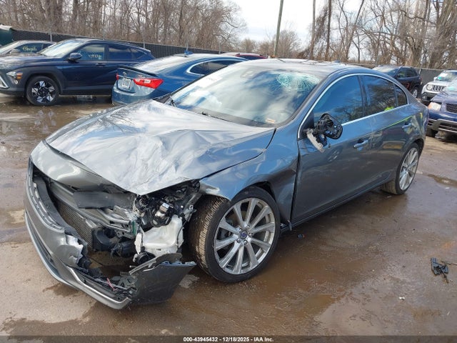2017 VOLVO S60 INSCRIPTION LYV402HMXHB127115 Photo 1