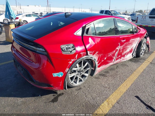 JTDACACU8R3032433 Toyota Prius Prime Xse