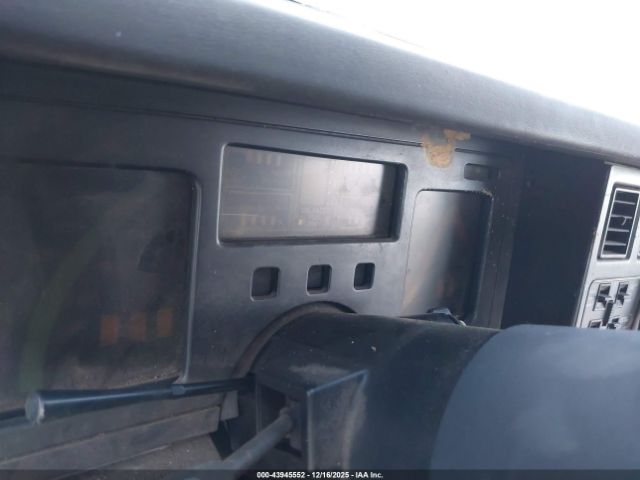 1984 CHEVROLET CORVETTE 1G1AY078XE5113885 Photo 6