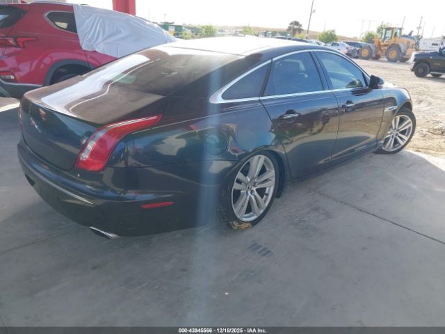 2011 JAGUAR XJ SAJWA1CB8BLV07998 Photo 3