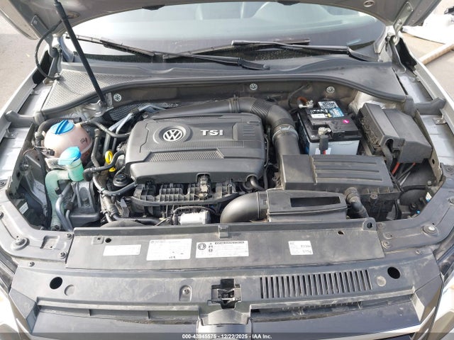 1VWBT7A31EC052628 Volkswagen Passat 1.8t Se