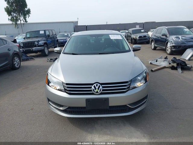 1VWBT7A31EC052628 Volkswagen Passat 1.8t Se