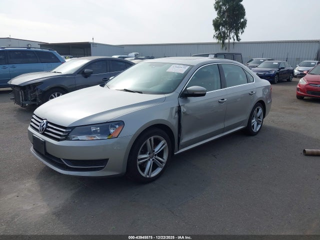 1VWBT7A31EC052628 Volkswagen Passat 1.8t Se