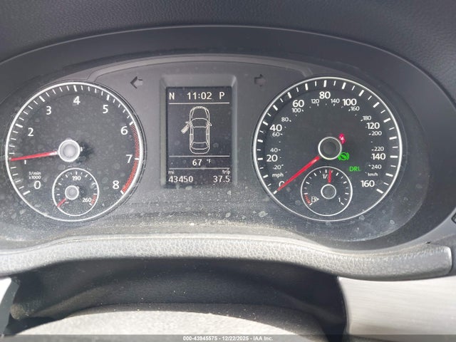 1VWBT7A31EC052628 Volkswagen Passat 1.8t Se