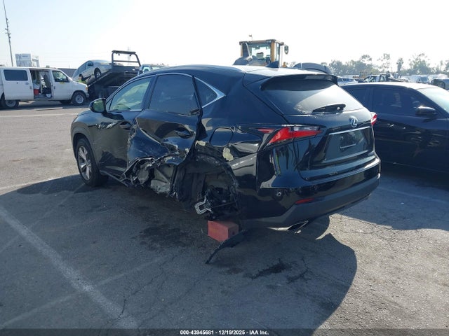 JTJYARBZ5H2080697 Lexus NX 200T