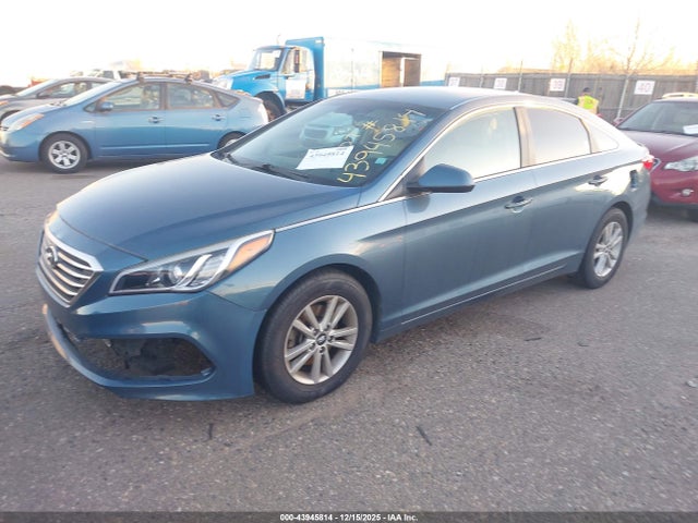 5NPE24AF8FH172122 Hyundai SONATA SE