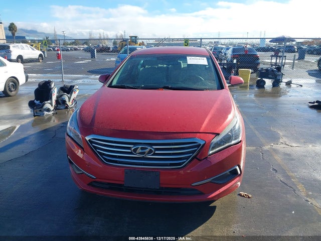 Hyundai SONATA SE 2017 5NPE24AF2HH535307 Image 12
