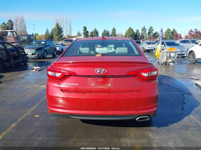 Hyundai SONATA SE 2017 5NPE24AF2HH535307 Image 16