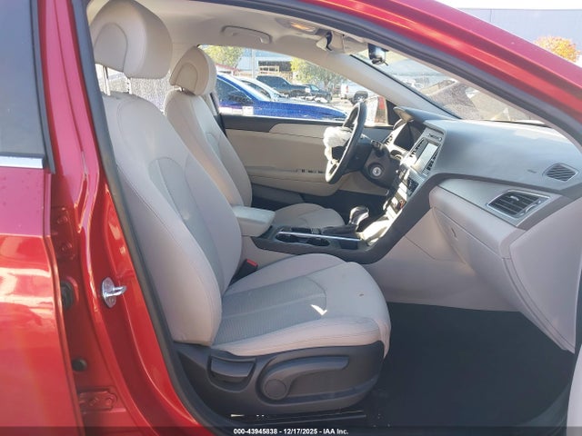 Hyundai SONATA SE 2017 5NPE24AF2HH535307 Image 5