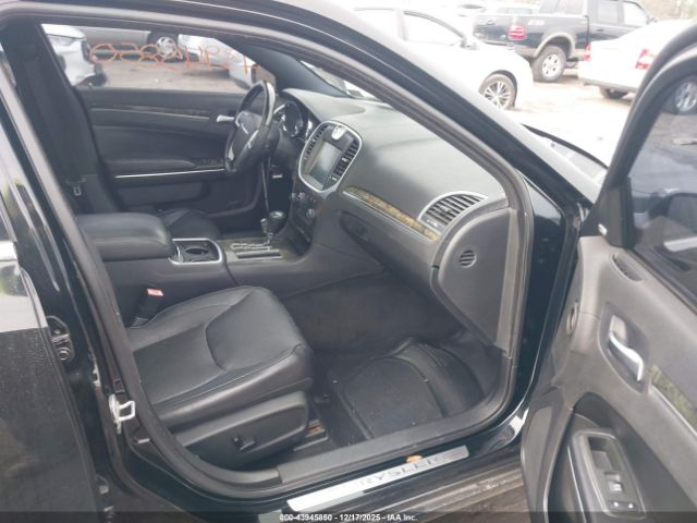 2011 CHRYSLER 300 2C3CA5CG6BH563184 Photo 4