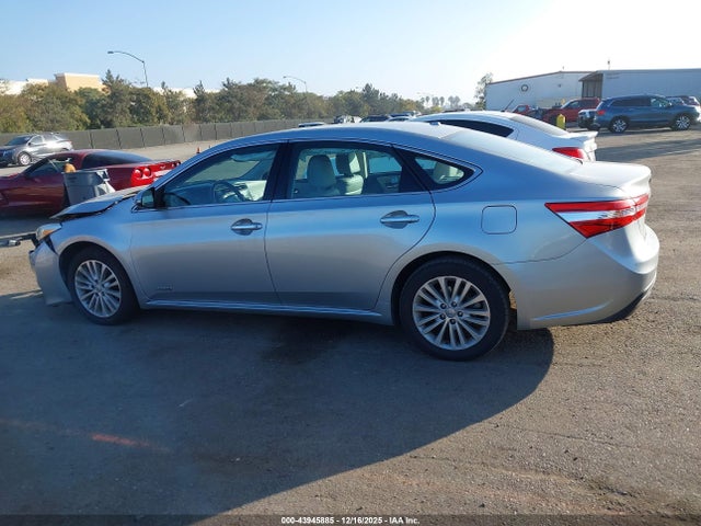 4T1BD1EB8FU037307 Toyota Avalon Hybrid Xle Premium