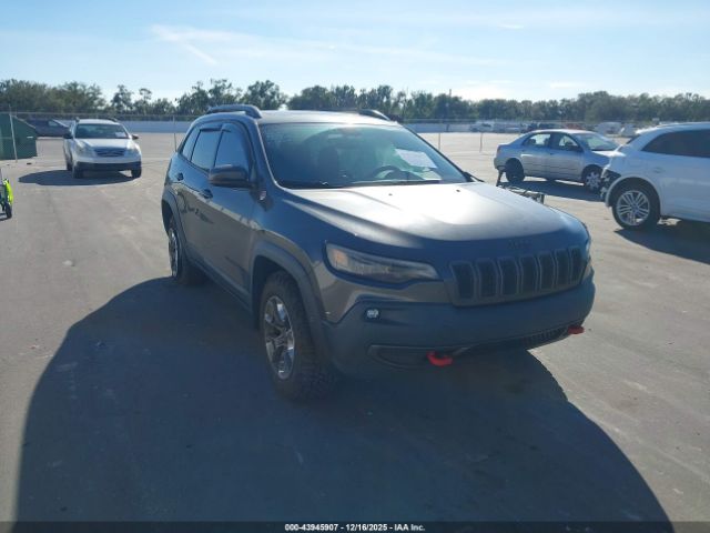 2019 JEEP CHEROKEE 1C4PJMBX1KD137229
