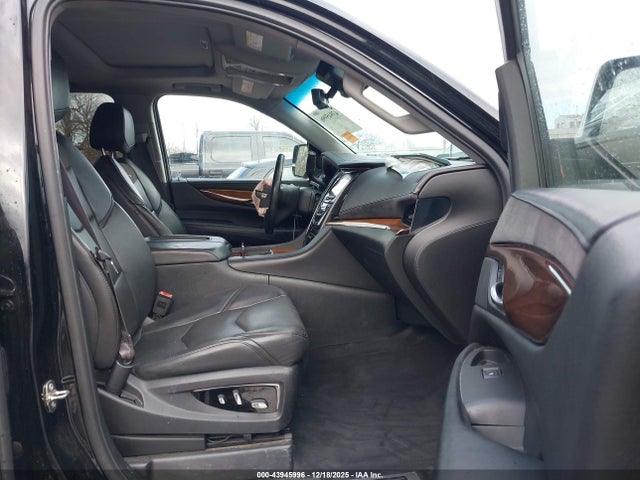 2017 CADILLAC ESCALADE 1GYS4BKJ0HR199034 Photo 4