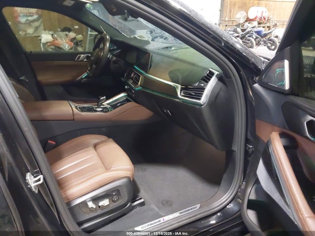 2022 BMW X6 5UXCY8C08N9L68931 Photo 4
