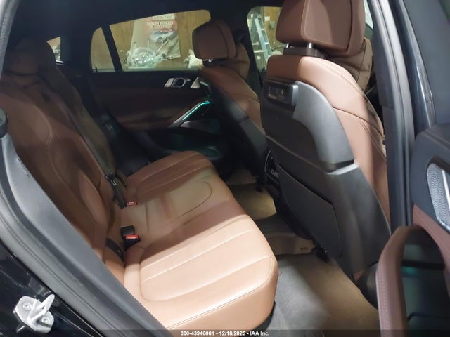 2022 BMW X6 5UXCY8C08N9L68931 Photo 7