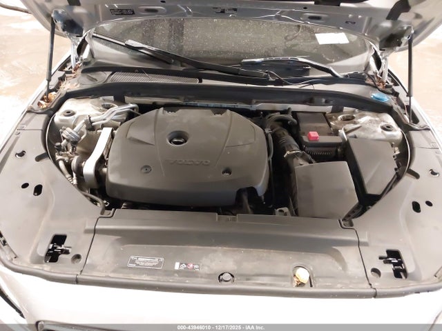 2018 VOLVO S90 LVY992ML0JP018691 Photo 9