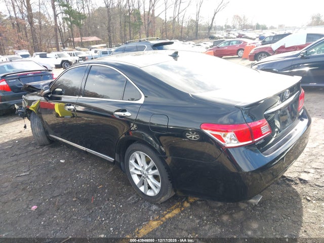 43946080 :رقم المزاد ، JTHBK1EG8B2437085 vin ، 2011 Lexus Es 350 مزاد بيع