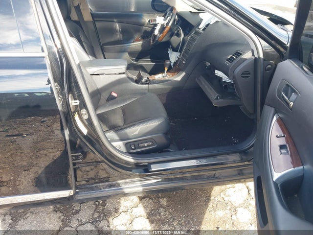 43946080 :رقم المزاد ، JTHBK1EG8B2437085 vin ، 2011 Lexus Es 350 مزاد بيع