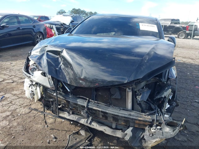 43946080 :رقم المزاد ، JTHBK1EG8B2437085 vin ، 2011 Lexus Es 350 مزاد بيع