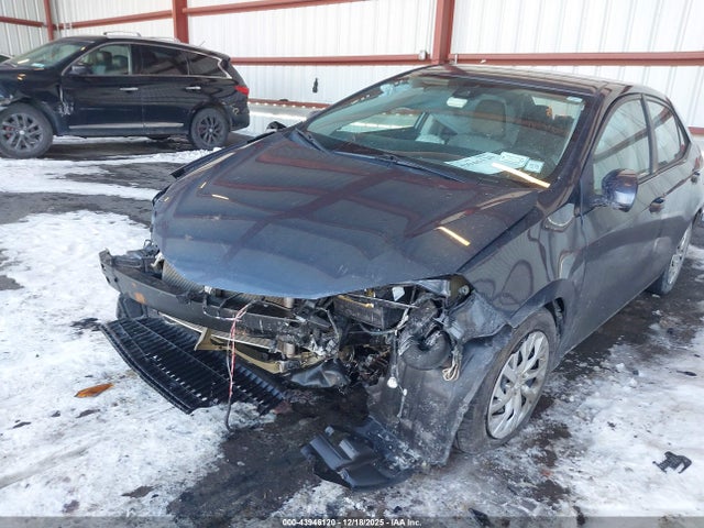 Продажа на аукционе авто 2018 Toyota Corolla Le, vin: 5YFBURHE5JP852899, номер лота: 43946120