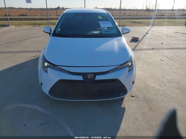 5YFB4MDE4PP039930 Toyota COROLLA LE